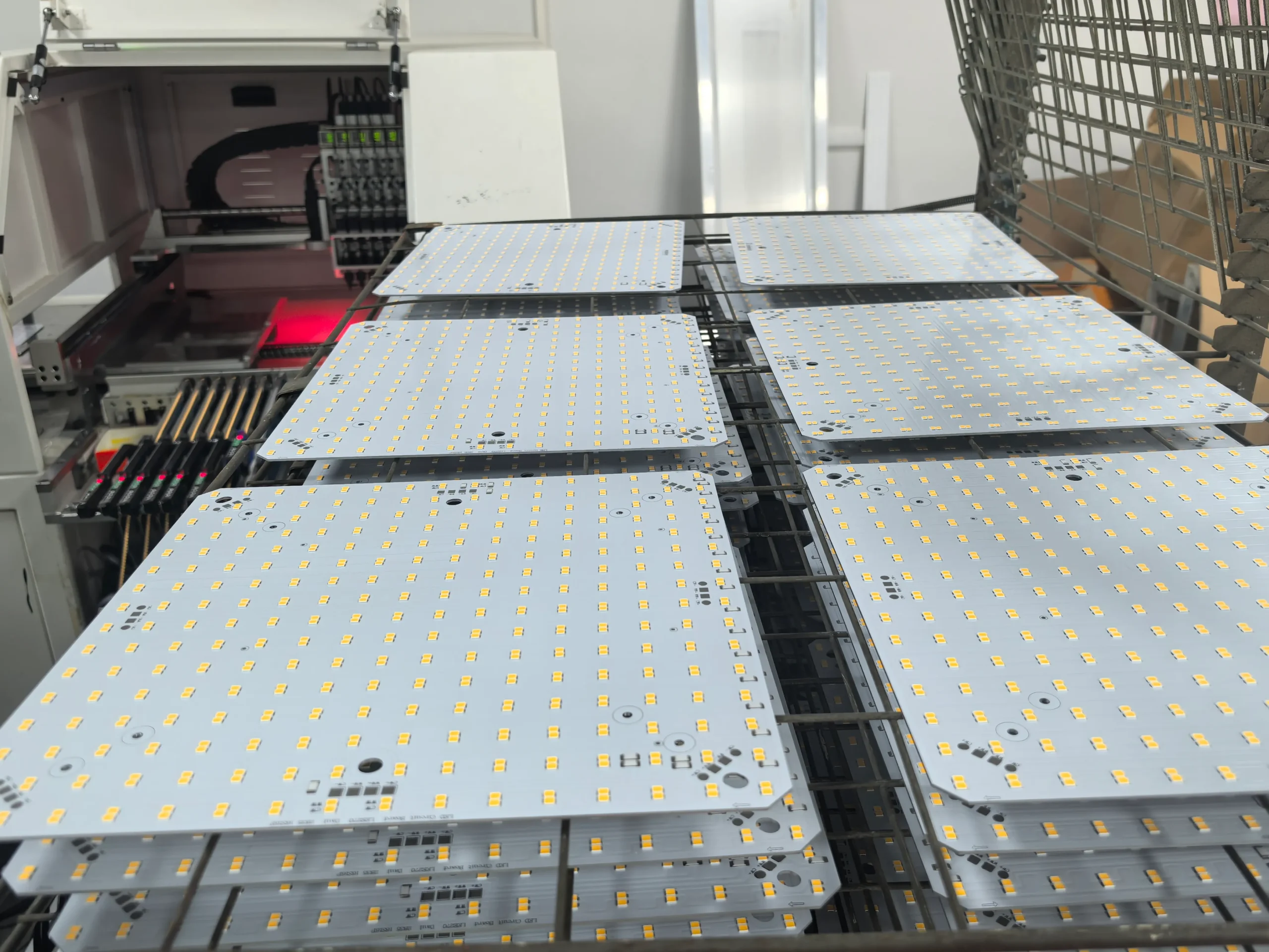 Copper base LED PCBA aging test reference image