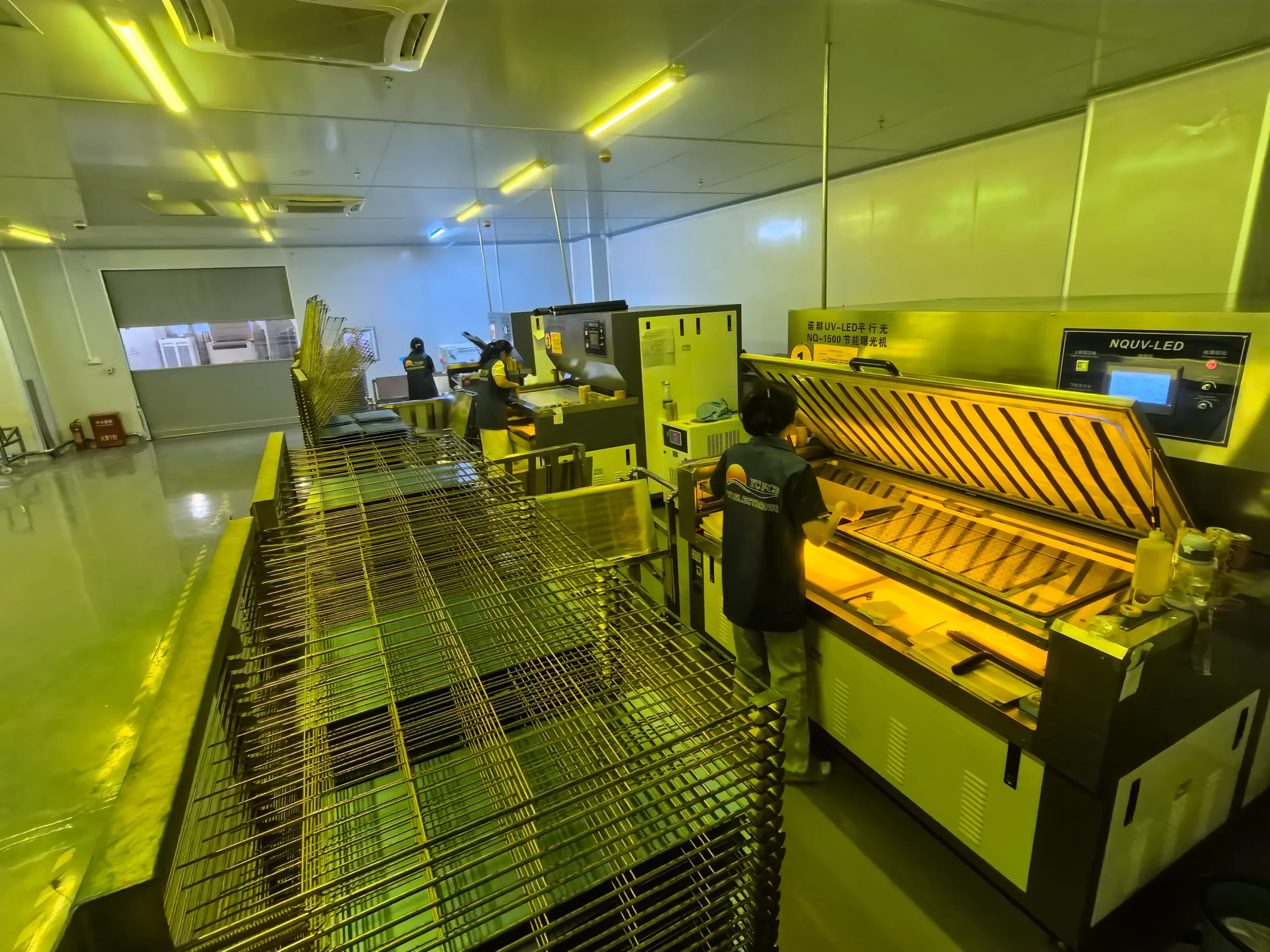 PCB exposure machine for circuit pattern transfer