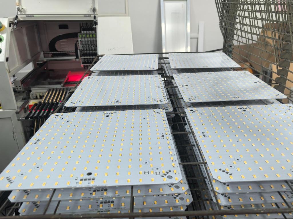custom LED PCBA solution for board shape component placement and lighting applications